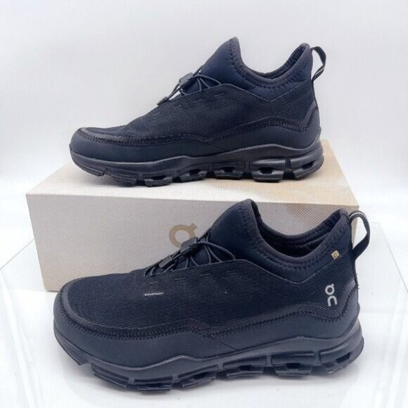 On Cloudaway Waterproof Suma Hiking Running Shoe All Black Mens US 9.5 *Limited - Picture 4 of 12